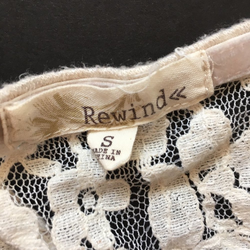 Rewind Beige Sweater with Lace - Picture 4 of 5